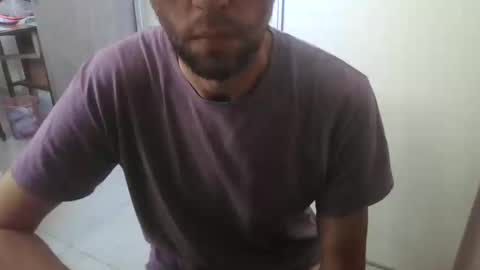 Snapshot of willyturin chatting on 10/31/25, 07:04 willyturin online show from 10/31/25, 07:04