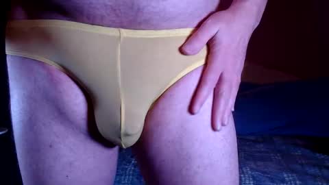 Snapshot of windchimes_on_the_beach chatting on 02/26/26, 01:04 WindChimes online show from 02/26/26, 01:04