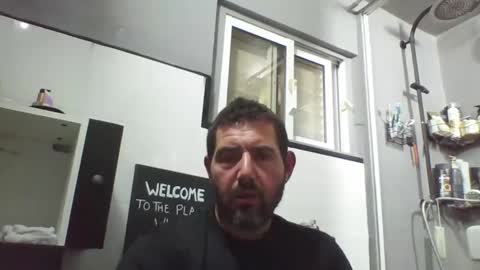 Snapshot of windowpane5 chatting on 12/15/24, 10:26 windowpane online show from 12/15/24, 10:26