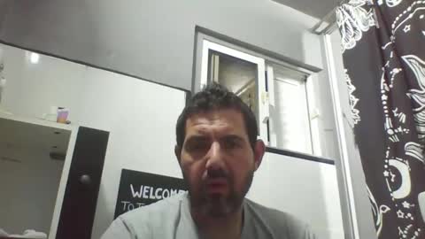 Snapshot of windowpane5 chatting on 12/28/24, 02:22 windowpane online show from 12/28/24, 02:22