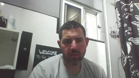 Snapshot of windowpane5 chatting on 01/17/25, 05:41 windowpane online show from 01/17/25, 05:41