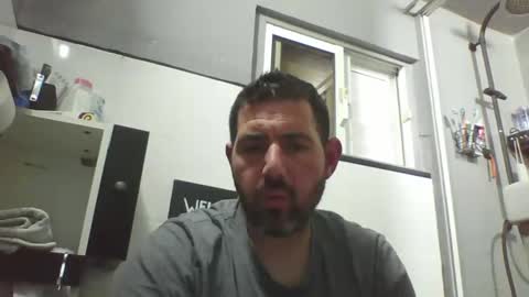 Snapshot of windowpane5 chatting on 01/29/25, 11:35 windowpane online show from 01/29/25, 11:35