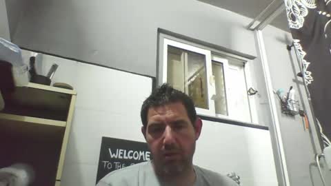 Snapshot of windowpane5 chatting on 02/25/25, 10:29 windowpane online show from 02/25/25, 10:29