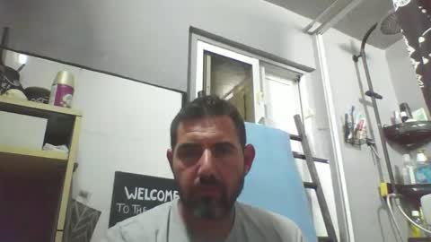 Snapshot of windowpane5 chatting on 09/09/25, 11:04 windowpane online show from 09/09/25, 11:04