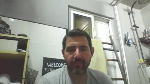 Snapshot of windowpane5 chatting on 10/03/25, 10:51 windowpane online show from 10/03/25, 10:51
