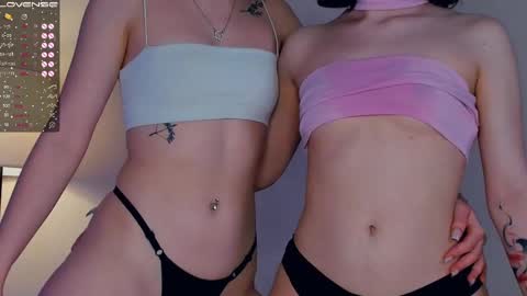 Snapshot of wine_on_lips chatting on 02/17/25, 01:10 Amalia and Mia online show from 02/17/25, 01:10