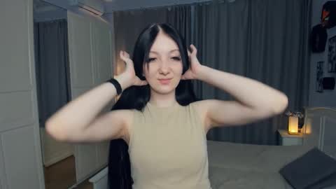 Snapshot of wine_on_lips chatting on 03/01/26, 02:19 Amalia and Mia online show from 03/01/26, 02:19