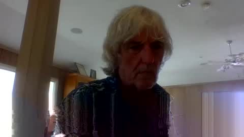 Snapshot of winedog2020 chatting on 03/08/26, 06:34 Gundja Man online show from 03/08/26, 06:34