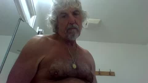 Gundja  Man online show from 06/15/26, 01:08