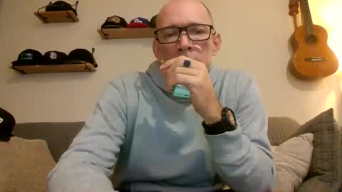 wingnutt765733 online show from 12/14/25, 11:09