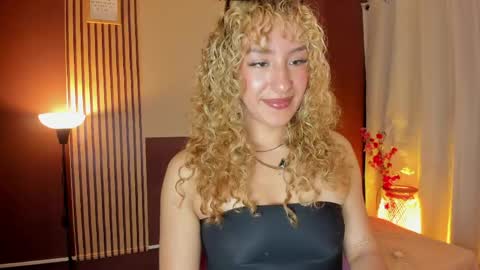 Wini Fer online show from 05/11/26, 02:45