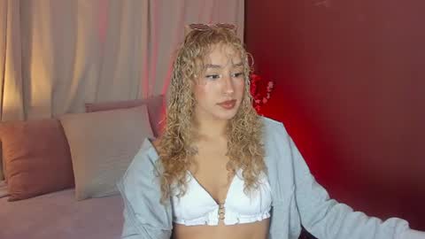 Wini Fer online show from 06/18/26, 12:31