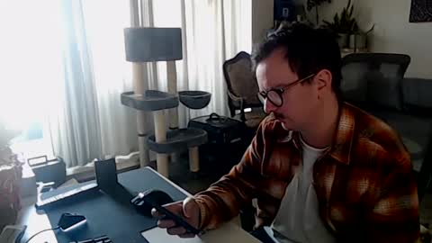 Snapshot of winnydepooh chatting on 02/17/25, 08:19 cream36 online show from 02/17/25, 08:19