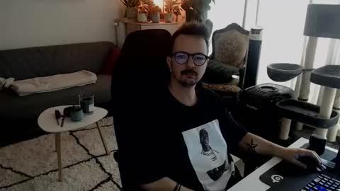 Snapshot of winnydepooh chatting on 10/03/25, 08:44 cream36 online show from 10/03/25, 08:44