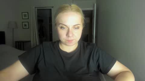 Winter Miracle online show from 11/17/25, 07:47