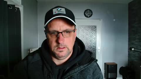 Snapshot of wirzwei8883 chatting on 04/22/26, 12:39 Dirty online show from 04/22/26, 12:39