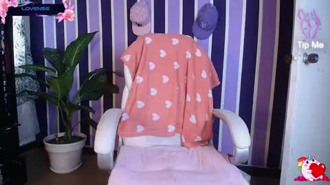 Snapshot of witch_divinne chatting on 10/07/25, 07:55 ig WitchDivinne online show from 10/07/25, 07:55