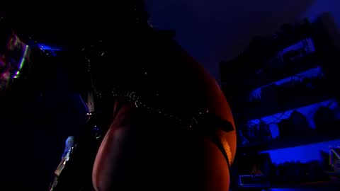 Snapshot of witch_fiona chatting on 09/11/25, 08:09 Goddess of two strapons  - Mr. long Don Mr. Pinky online show from 09/11/25, 08:09