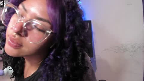 Snapshot of witchofhearts chatting on 02/07/25, 01:58 Luna Violeta A r t i s t online show from 02/07/25, 01:58