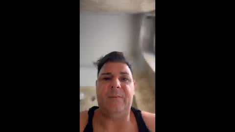 Snapshot of witebull83 chatting on 12/15/24, 10:50 Witebull online show from 12/15/24, 10:50