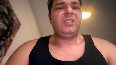 Snapshot of witebull83 chatting on 01/24/25, 08:44 Witebull online show from 01/24/25, 08:44