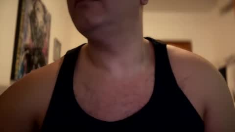 Snapshot of witebull83 chatting on 02/10/25, 07:47 Witebull online show from 02/10/25, 07:47