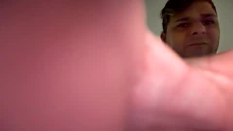 Snapshot of witebull83 chatting on 02/01/26, 08:35 Witebull online show from 02/01/26, 08:35