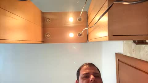 Snapshot of witebull83 chatting on 02/16/26, 08:43 Witebull online show from 02/16/26, 08:43