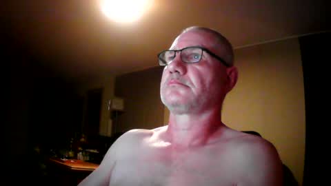 Snapshot of wixer1970 chatting on 07/03/26, 10:05 wixer1970 online show from 07/03/26, 10:05