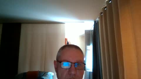 Snapshot of wixer1970 chatting on 07/13/26, 01:14 wixer1970 online show from 07/13/26, 01:14