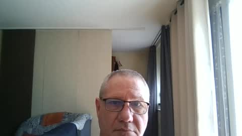 Snapshot of wixer1970 chatting on 07/19/26, 12:09 wixer1970 online show from 07/19/26, 12:09