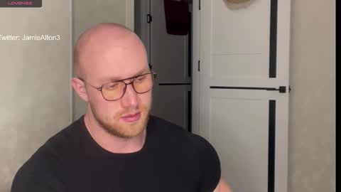 Wlademar online show from 10/15/25, 12:38