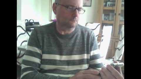 Snapshot of wobble444 chatting on 06/08/26, 10:04 wobble444 online show from 06/08/26, 10:04