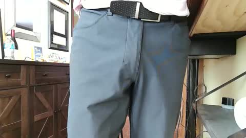 Snapshot of wobbleon chatting on 12/26/24, 04:14 Gobbleon online show from 12/26/24, 04:14