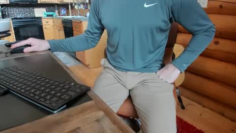 Snapshot of wobbleon chatting on 01/07/25, 09:14 Gobbleon online show from 01/07/25, 09:14