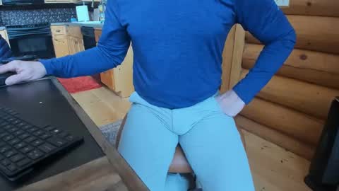 Snapshot of wobbleon chatting on 02/03/25, 06:07 Gobbleon online show from 02/03/25, 06:07