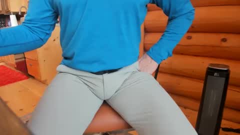 Snapshot of wobbleon chatting on 02/04/25, 08:17 Gobbleon online show from 02/04/25, 08:17