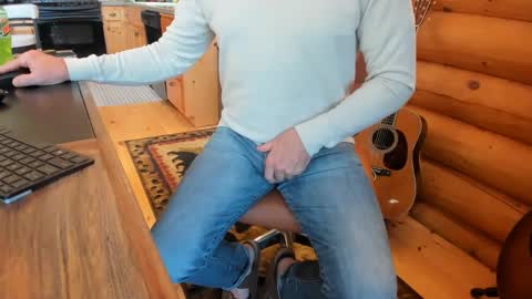 Snapshot of wobbleon chatting on 10/08/25, 06:16 Gobbleon online show from 10/08/25, 06:16