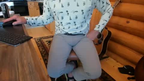 Snapshot of wobbleon chatting on 10/10/25, 07:13 Gobbleon online show from 10/10/25, 07:13