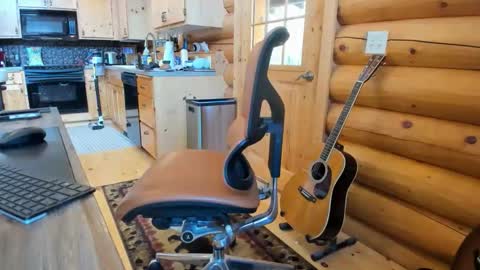 Snapshot of wobbleon chatting on 10/13/25, 05:24 Gobbleon online show from 10/13/25, 05:24