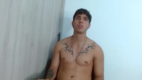 Snapshot of wolf_light chatting on 12/13/25, 11:32 wolf_light online show from 12/13/25, 11:32