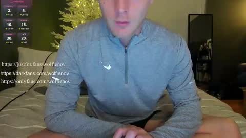 Snapshot of wolfiell chatting on 02/01/25, 12:29 Wolfienov online show from 02/01/25, 12:29