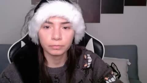 Alex online show from 12/17/24, 01:18