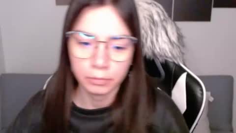 Alex online show from 10/10/25, 03:27