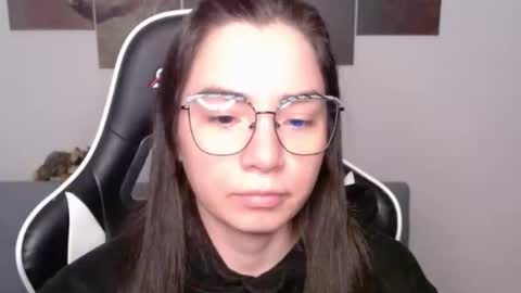Alex online show from 06/08/26, 01:39