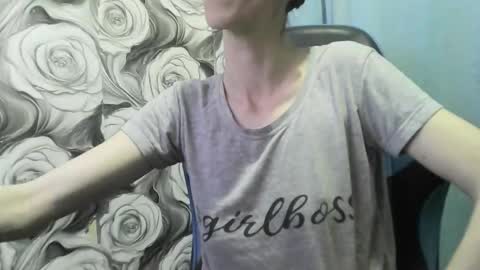 Snapshot of wolfxsnow chatting on 03/28/26, 05:01 wolfxsnow online show from 03/28/26, 05:01