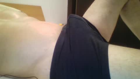 wolfylatinoplayfull online show from 12/24/24, 01:49