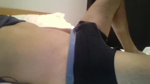 wolfylatinoplayfull online show from 01/30/25, 03:00