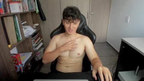 Snapshot of wolker_allan chatting on 01/09/26, 02:31 wolker_allan online show from 01/09/26, 02:31