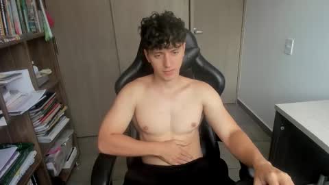 Snapshot of wolker_allan chatting on 01/16/26, 05:17 wolker_allan online show from 01/16/26, 05:17